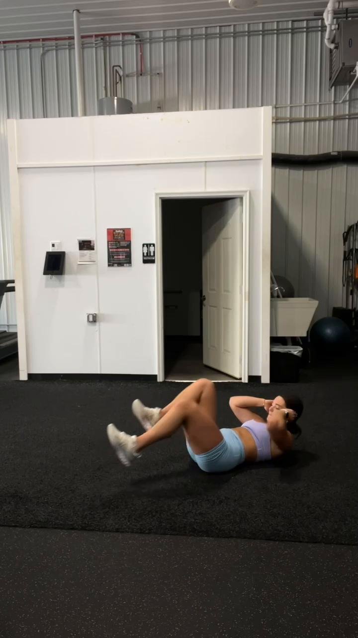 Full body HIIT circuit | bodyweight only