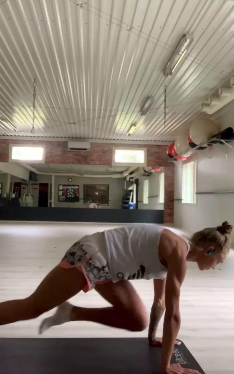 6 WEEK ABS WORKOUT HOME #1
