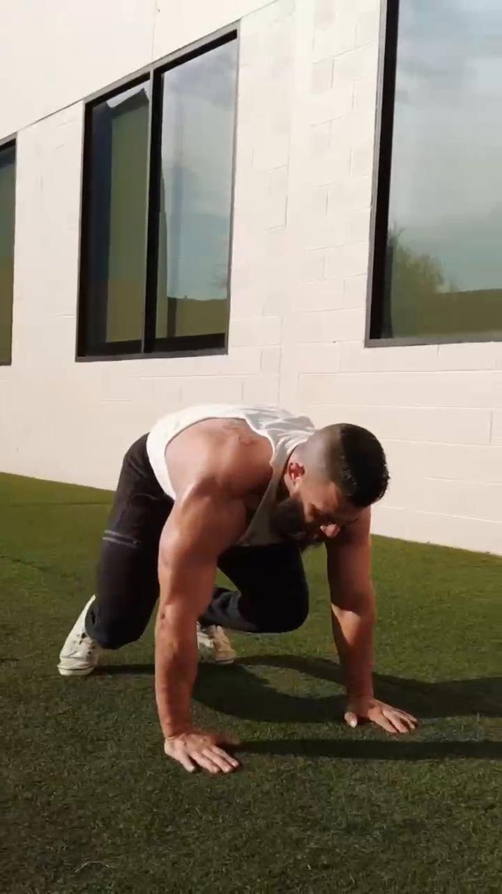 STRONG & POWERFUL
Quads Glutes Hamstrings & core