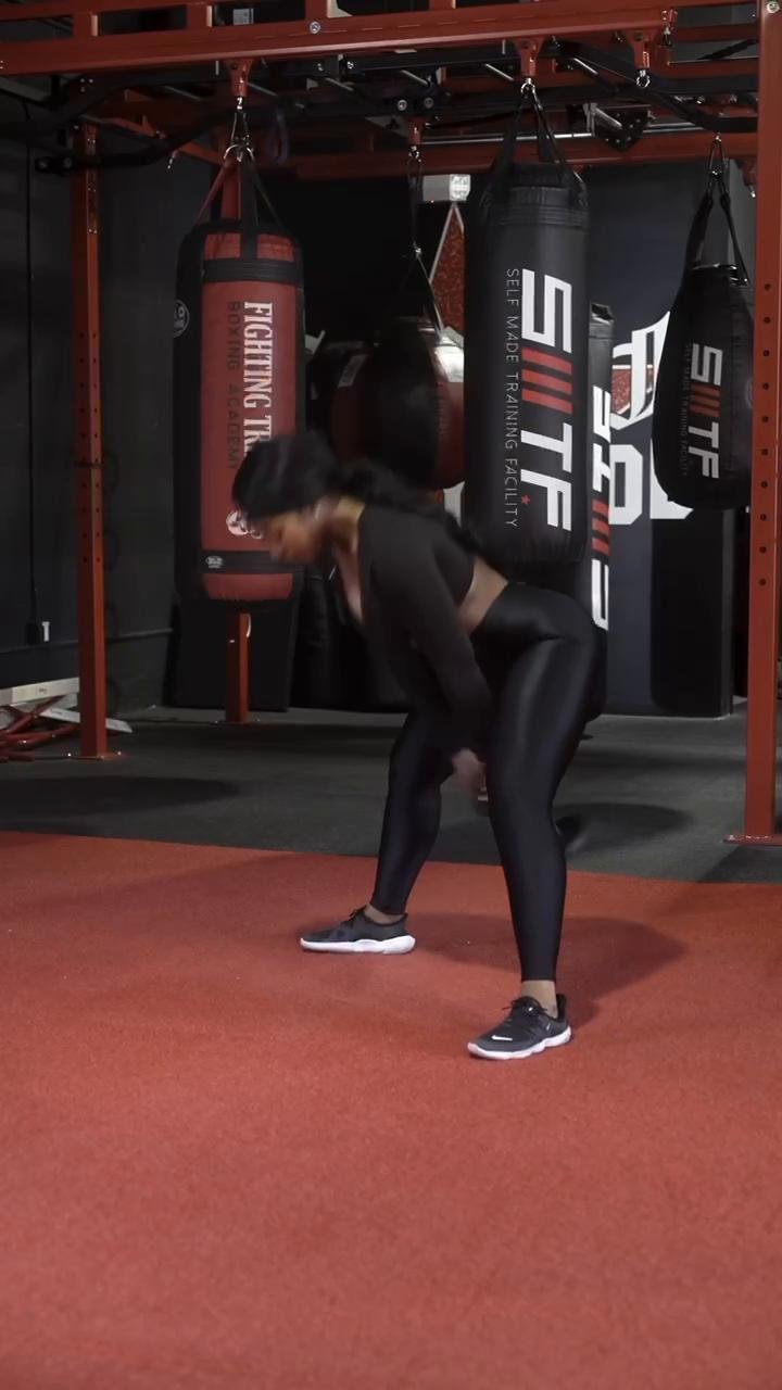 🏠 GLUTES + QUADS + ABS + CARDIO