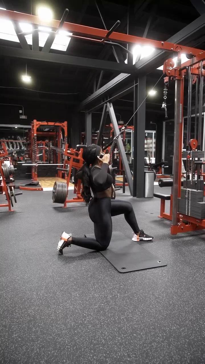 HIIT/ABS + UPPER BODY + CARDIO - GYM