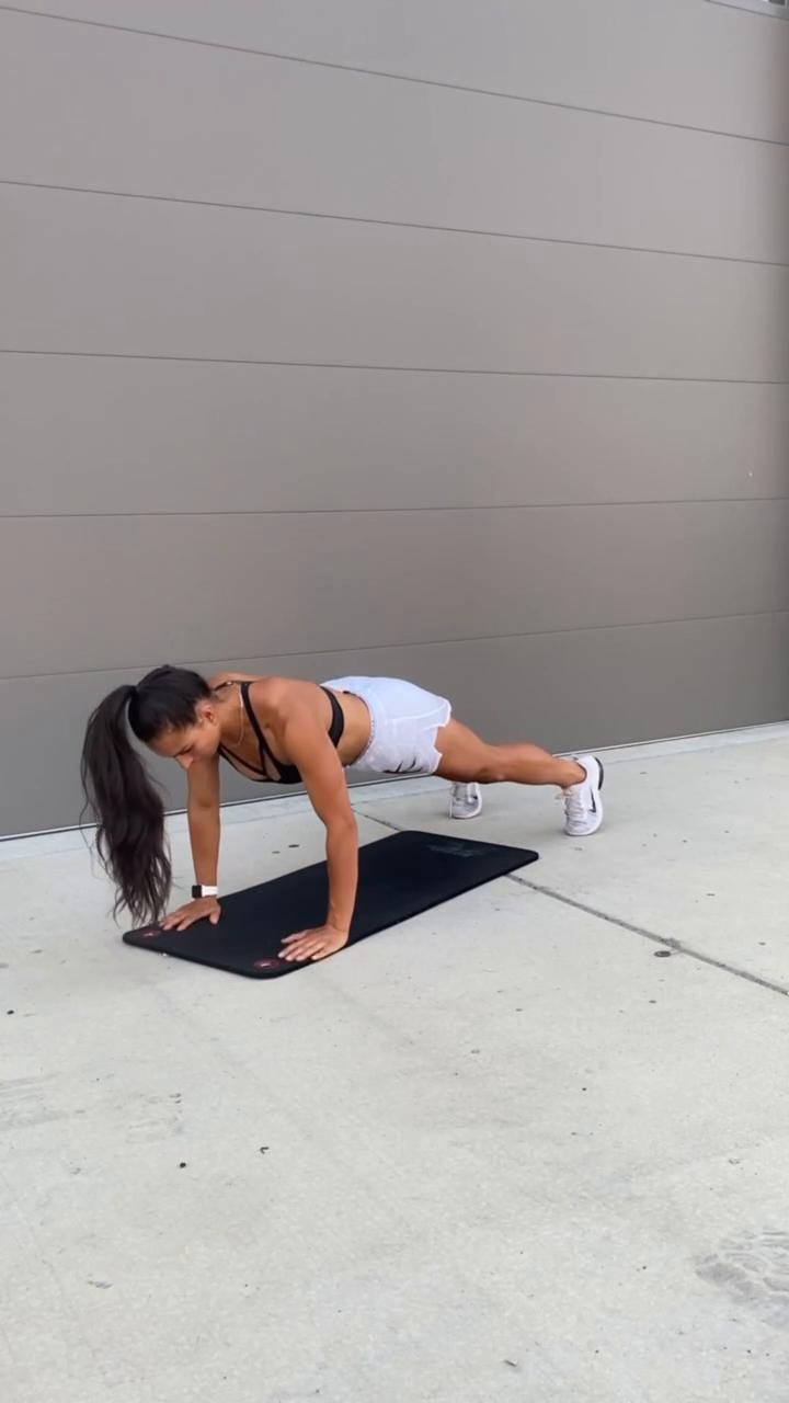 30 MIN AMRAP: Full Body