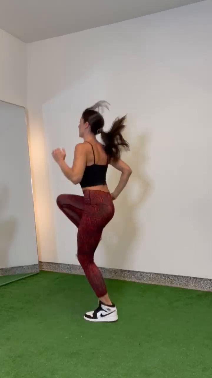Day 1: Glute Activation Warm Up & Muscle Massage Cool Down