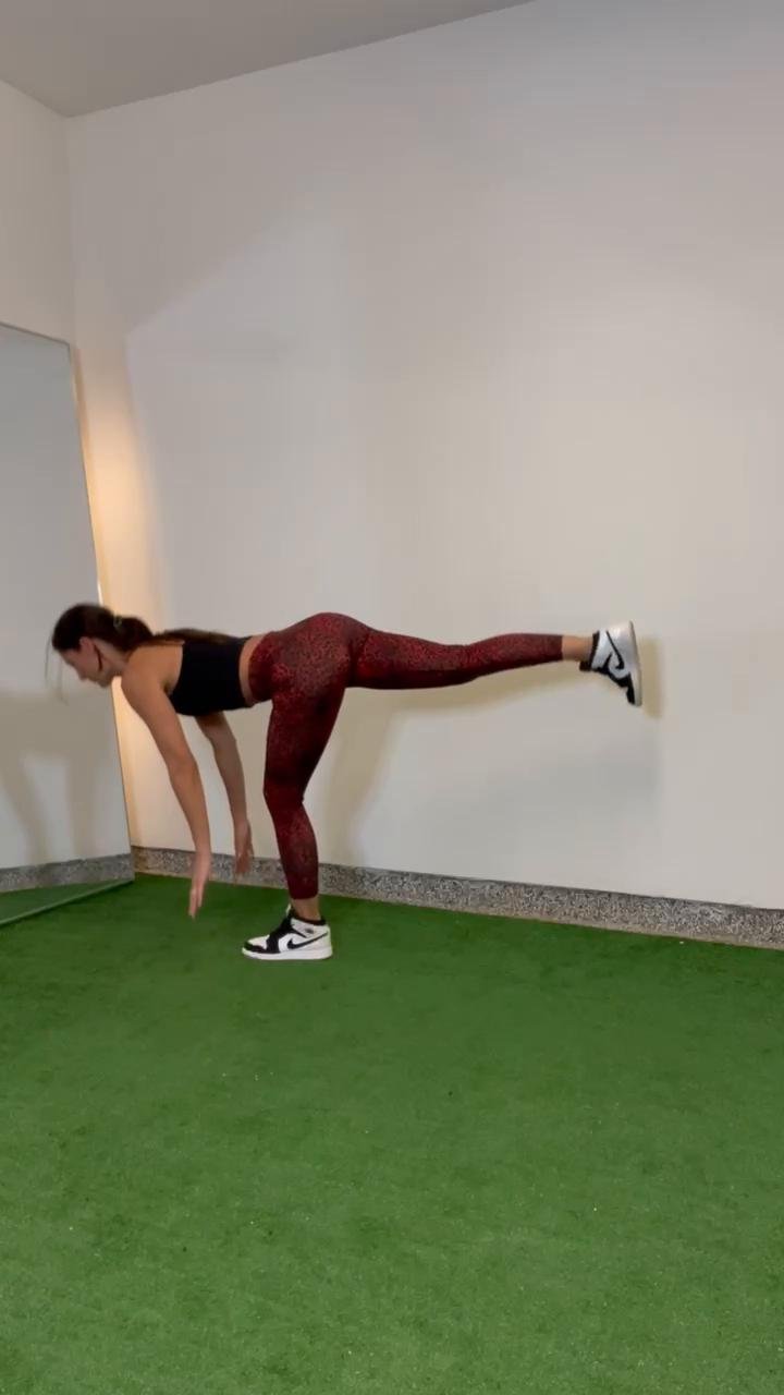 Day 1: Glute Activation Warm Up & Muscle Massage Cool Down