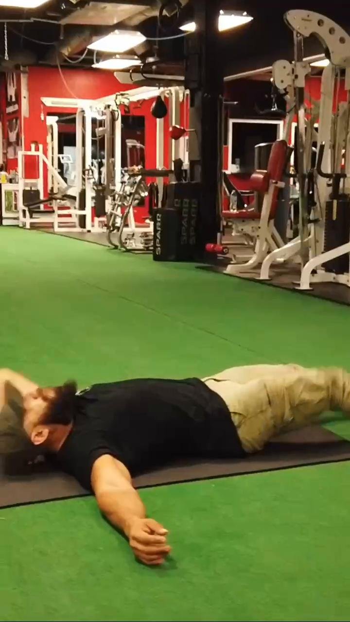 THIS IS GOING TO HURT
Quads hams & core