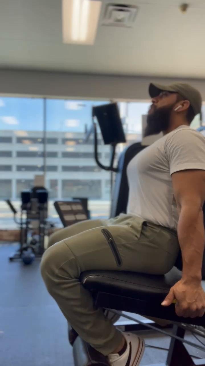 THIS IS GOING TO HURT
Quads hams & core