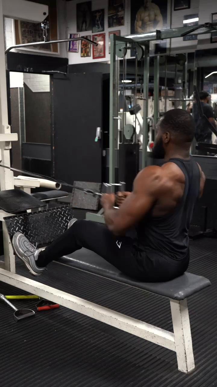 PULL DAY: BACK & BICEPS