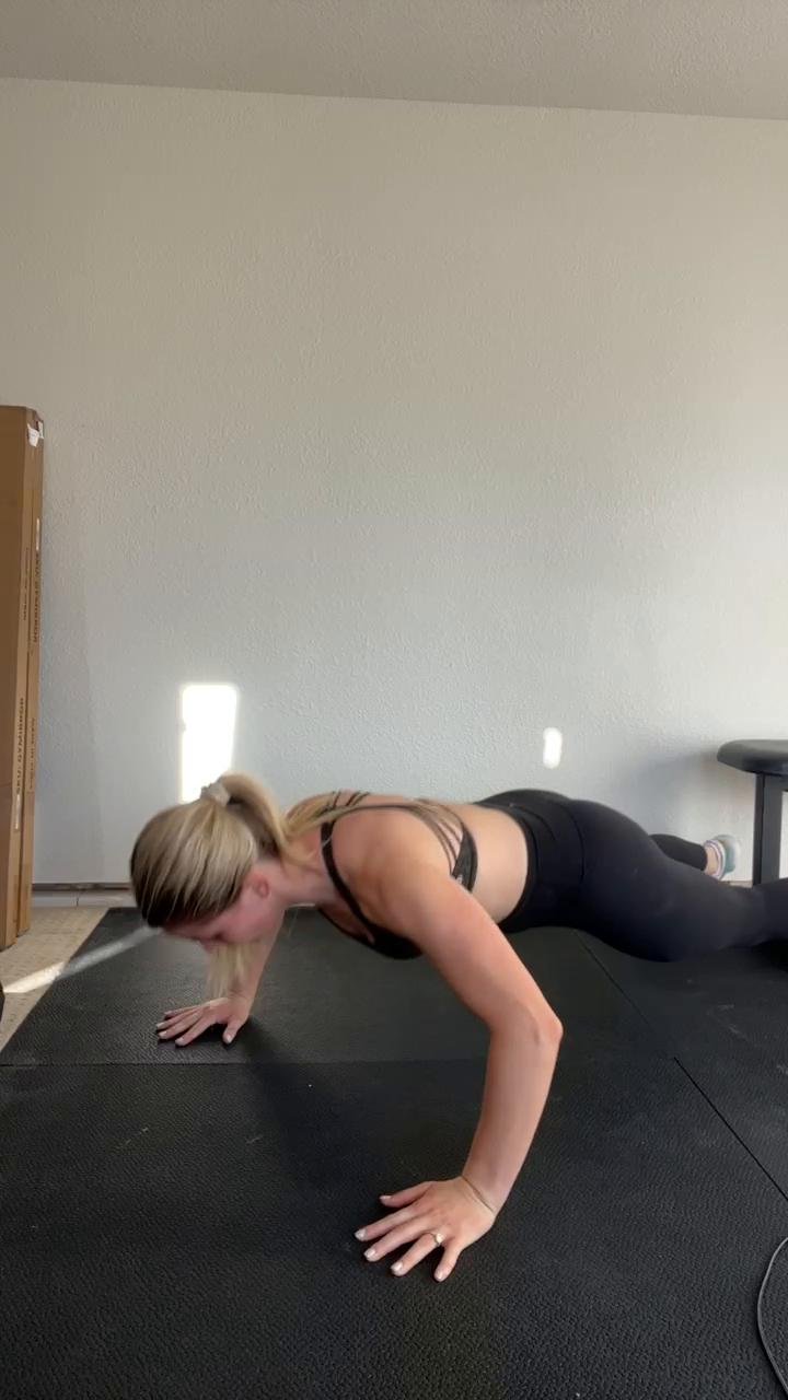 WEDNESDAY - Back & biceps