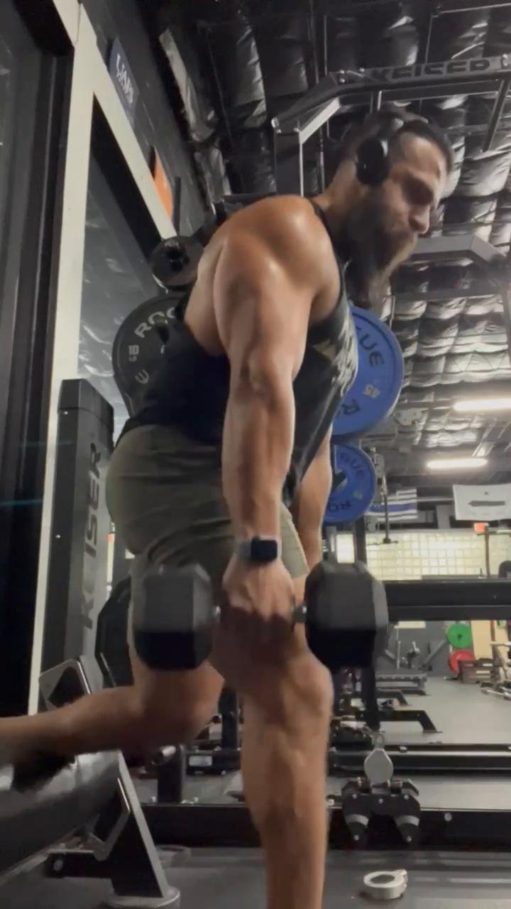 STRONG & POWERFUL
Quads Glutes Hamstrings & core