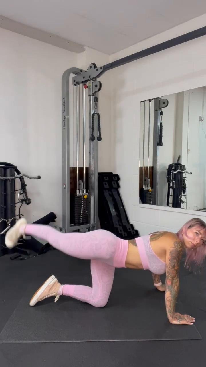 Freestyle Friday 👻