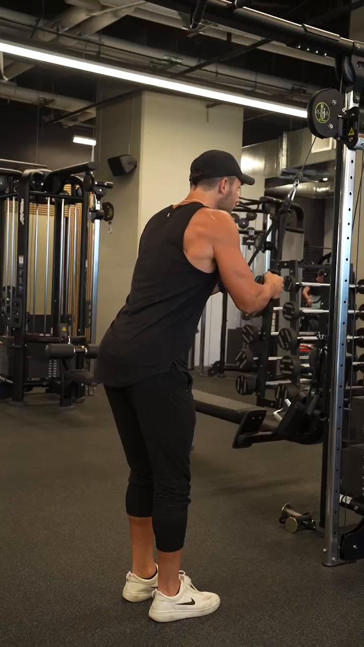 Day 1 Week 1
(Push Day)