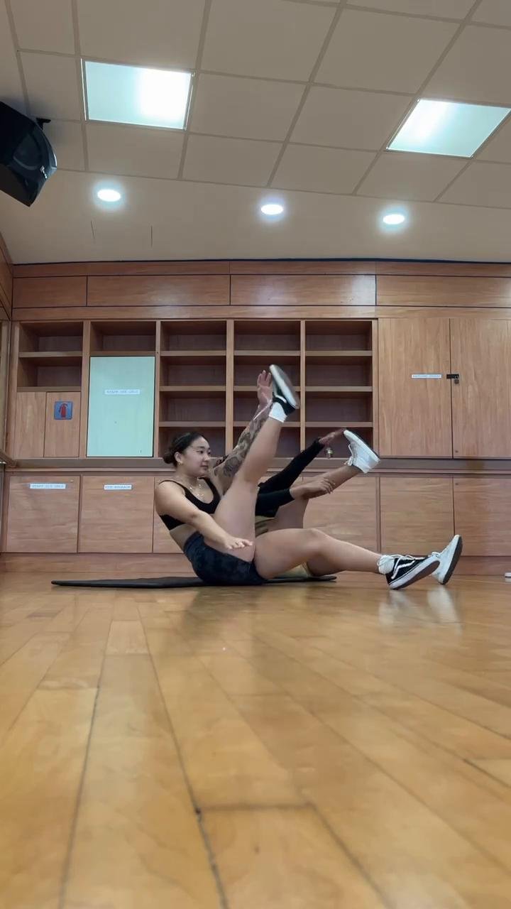 Core for handstands