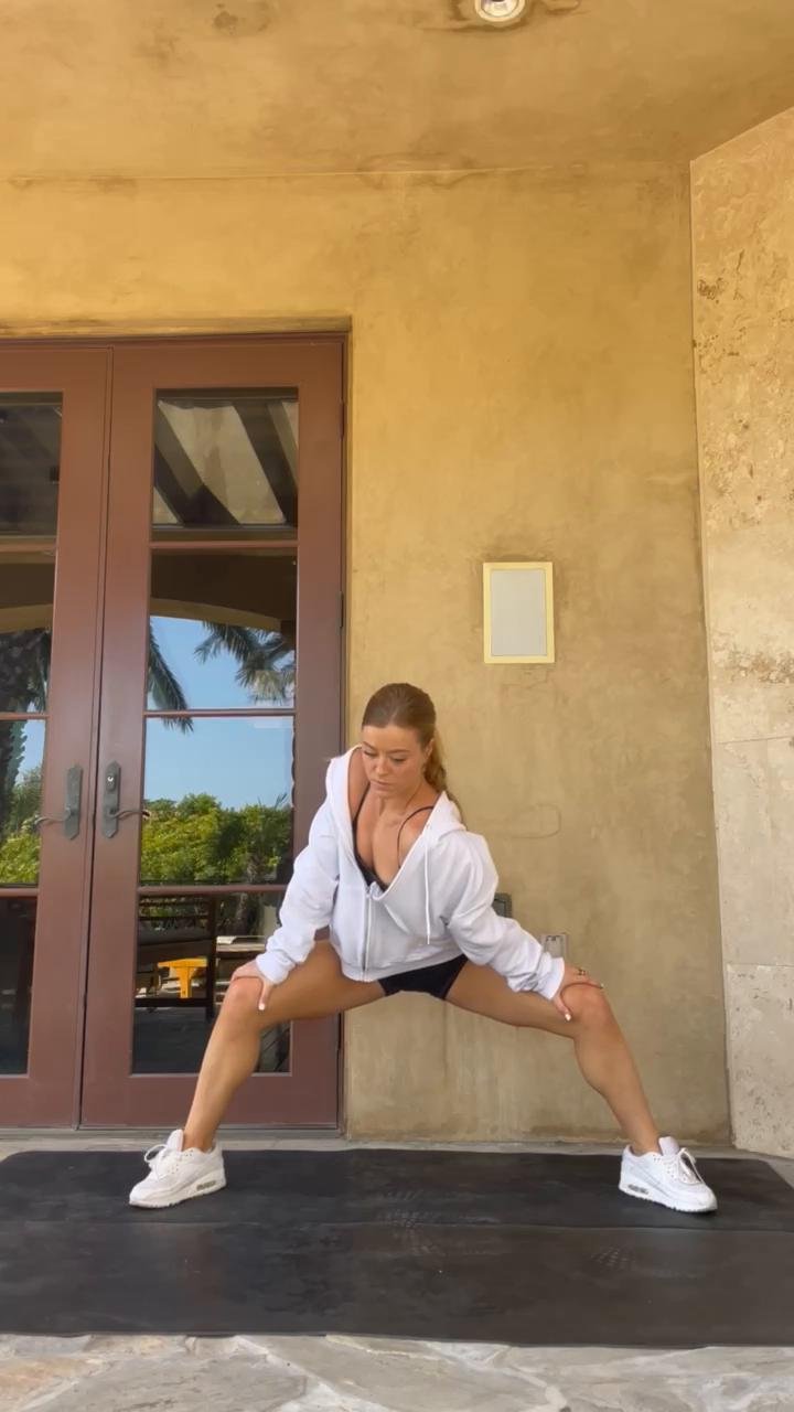 Inner Thigh & Groin Stretch