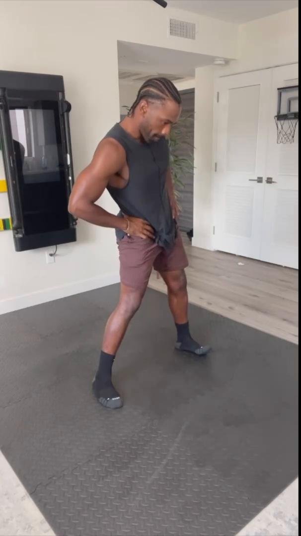 Move Your Hips!!!