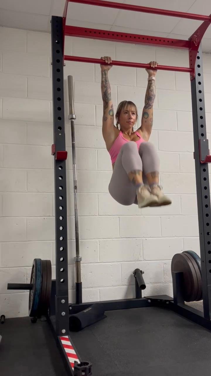 Hanging core workout 🔥