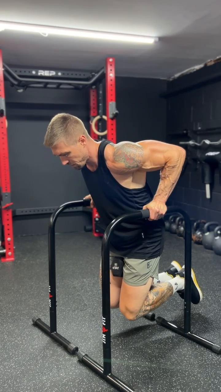 Dumbbell Workout: Upper Body Hypertrophy