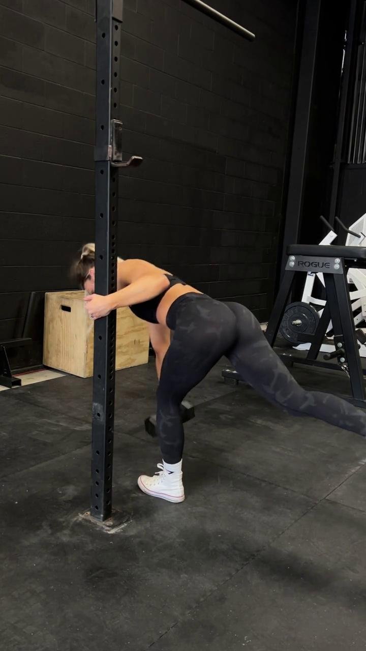 W2 -  Lower 1:  Glutes  & Hamstrings