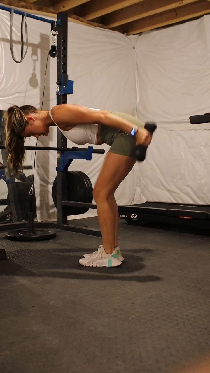 W1/D4- Shoulders, Chest and Triceps