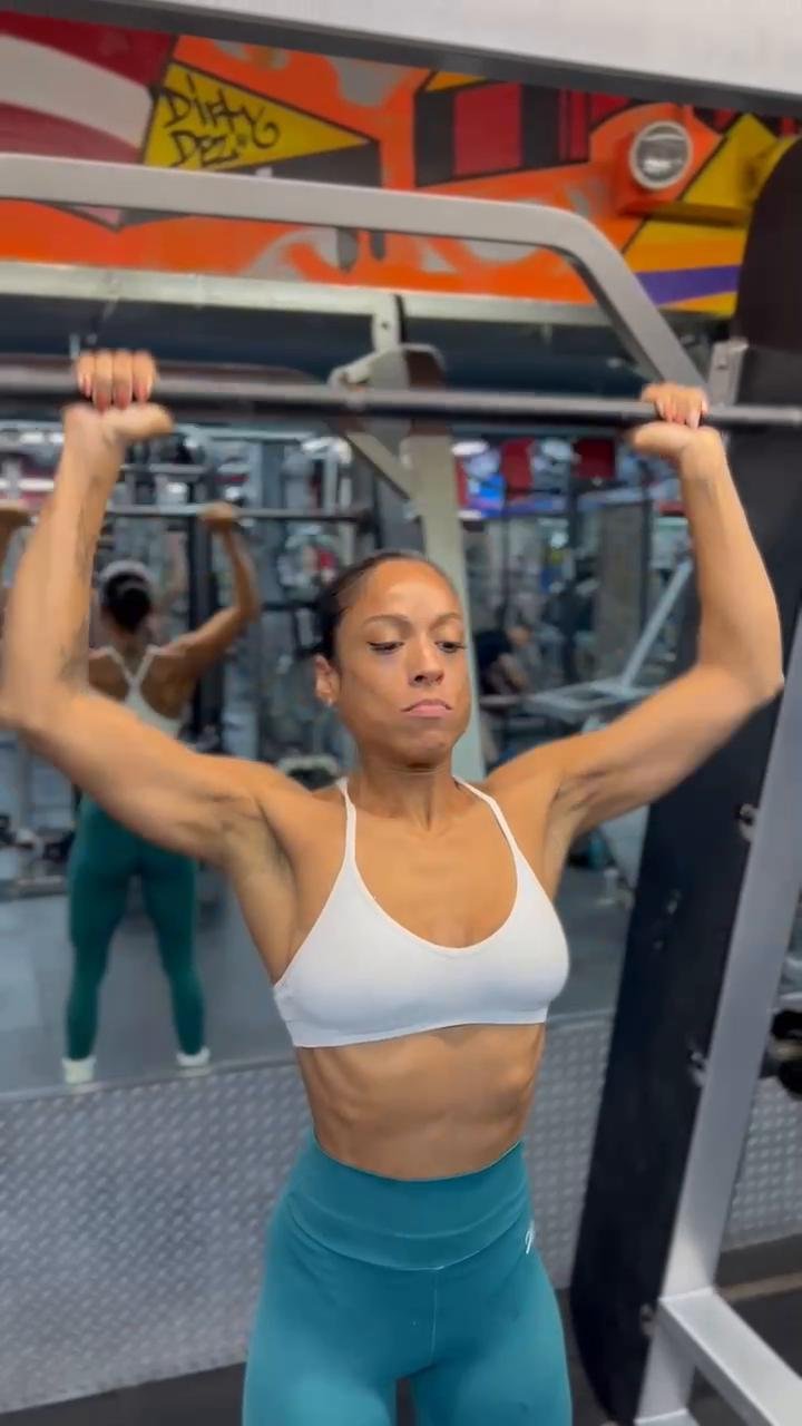 Upper body/shoulders