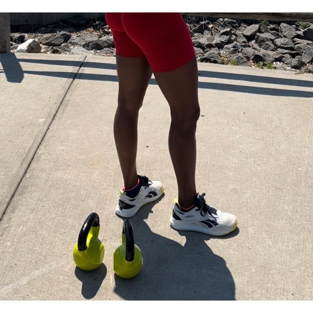 Kettlebell workout 
modify with one or two  kettlebells