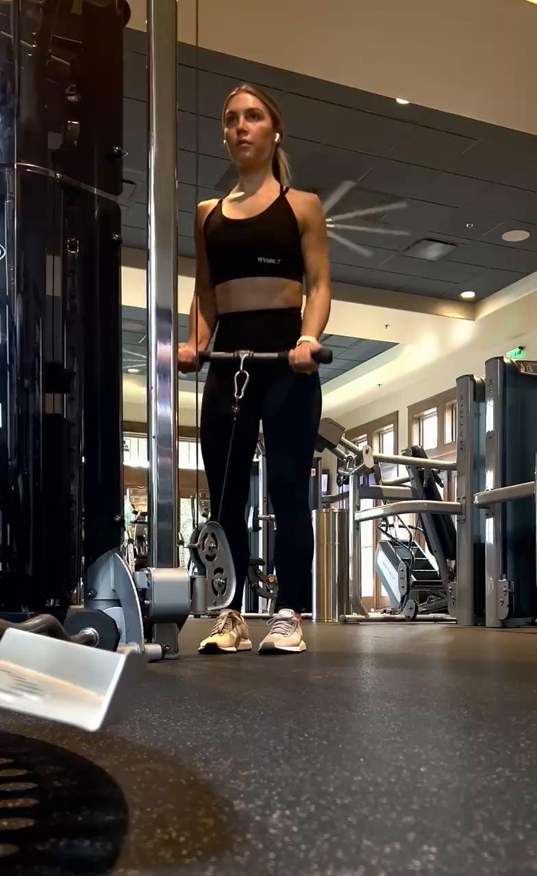 Back/Bis + CORE (Gym)