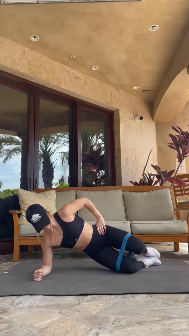 Banded Outer Thigh + Glute Activation