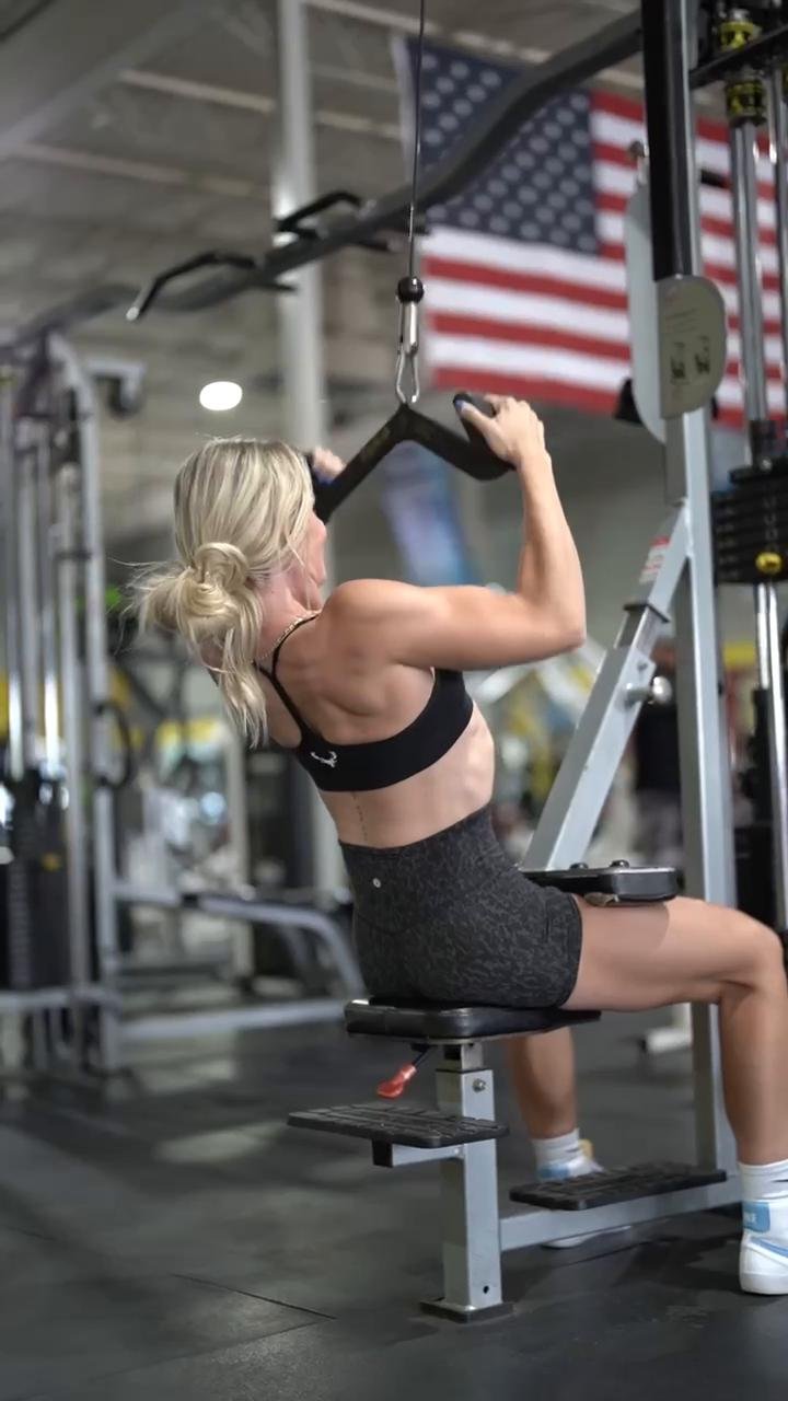 PULL DAY (Back & Biceps)