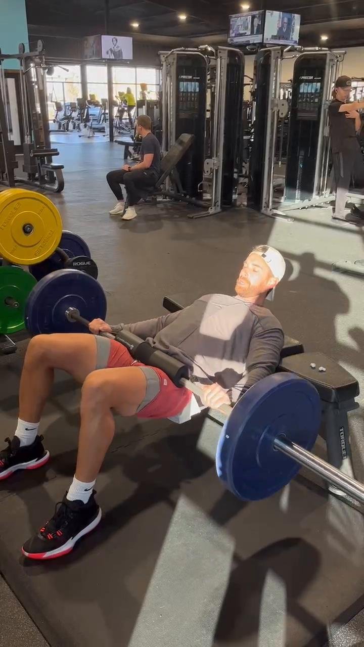 Thursdee-
Core- legs