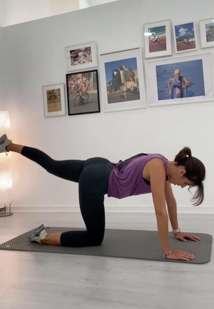 Entrenamiento de glúteos y planchas en menos de 30 minutos