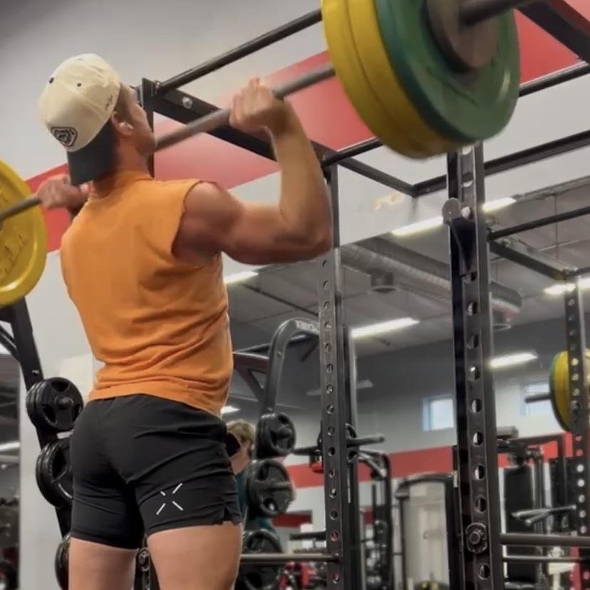 Week 1 / Day 5 - Shoulders, Back