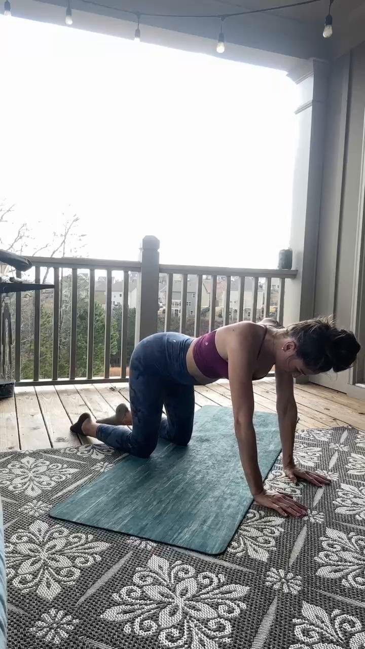 Mobility circuit (thoracic + hips)