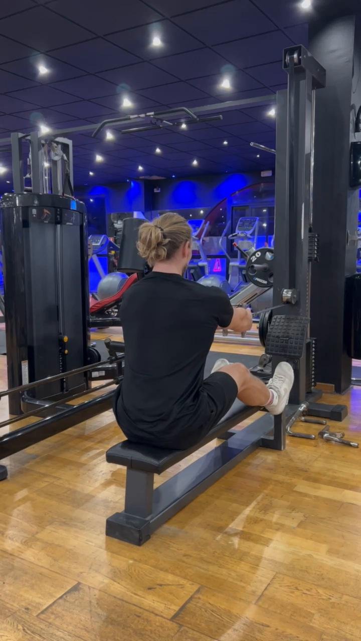 Back workout for a WIDE back💪