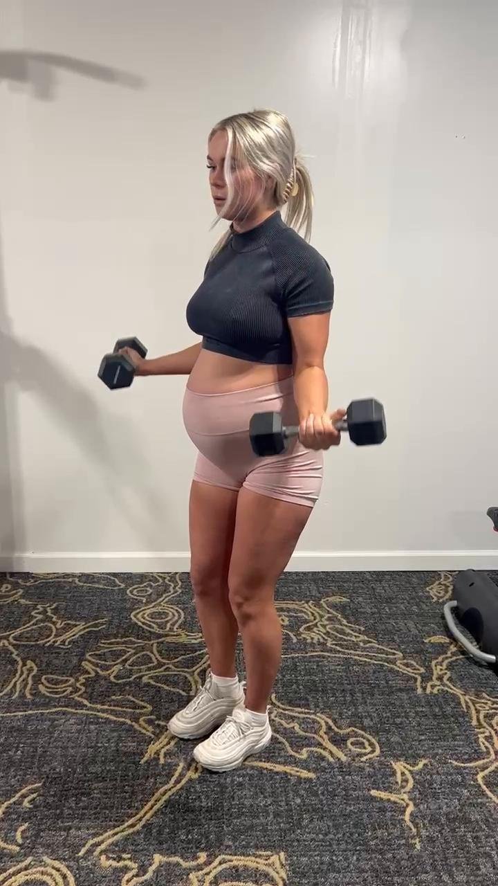 SATURDAY FULL UPPER BODY