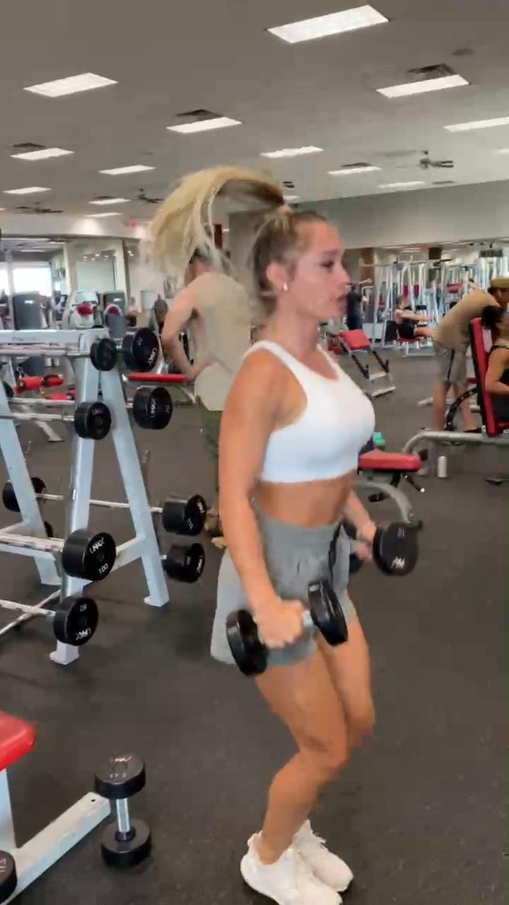 Dumbbell Shoulders
