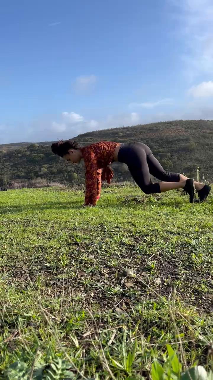 STRONG1