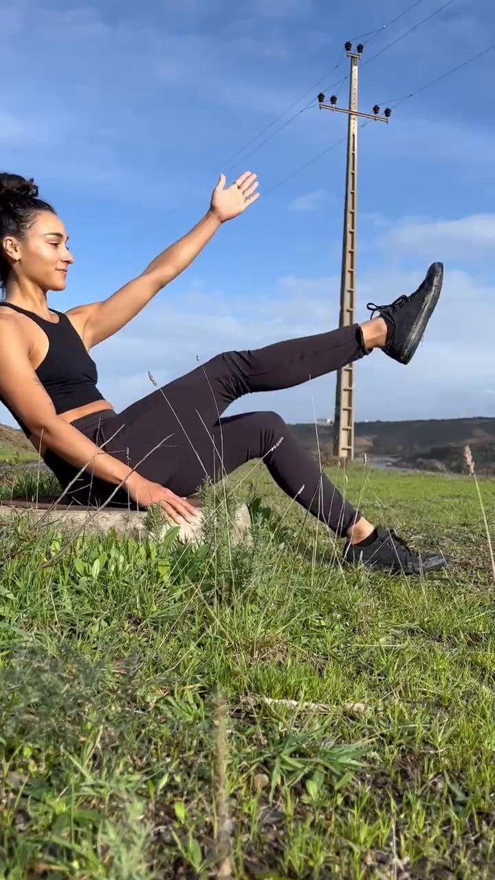 STRONG2
