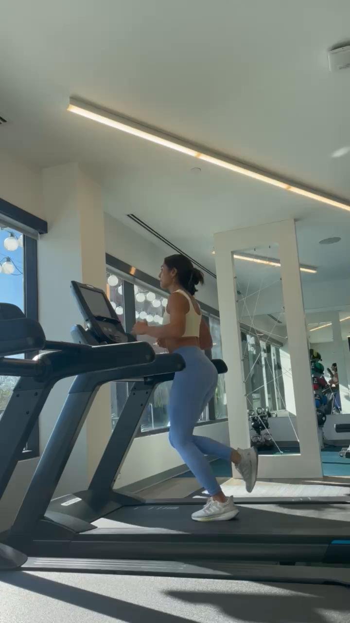 Week 1 / Day 4 Low Intensity Steady State Cardio! 🏃‍♀️
