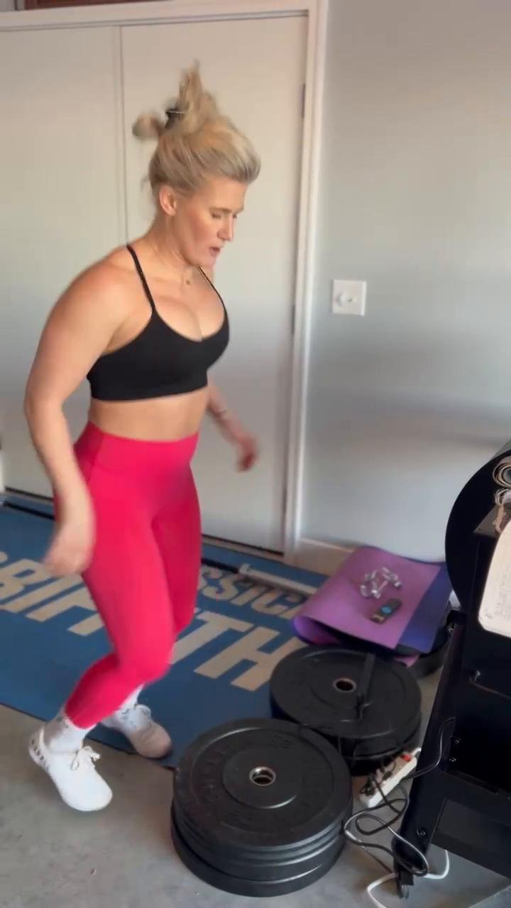 COMEBACK CHALLENGE | Week 1 Monday | Abs + Lower Body