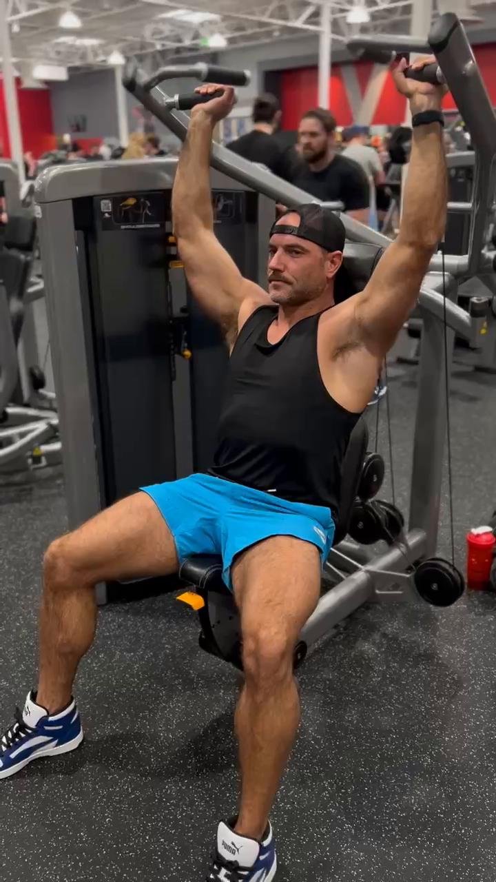 Thursday
Boulder Shoulders