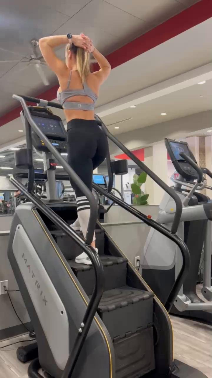 20 Minute Stair Master Workout
