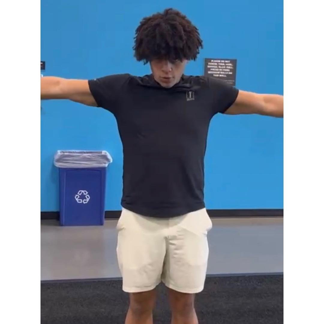 Arm Circles (Stretch)