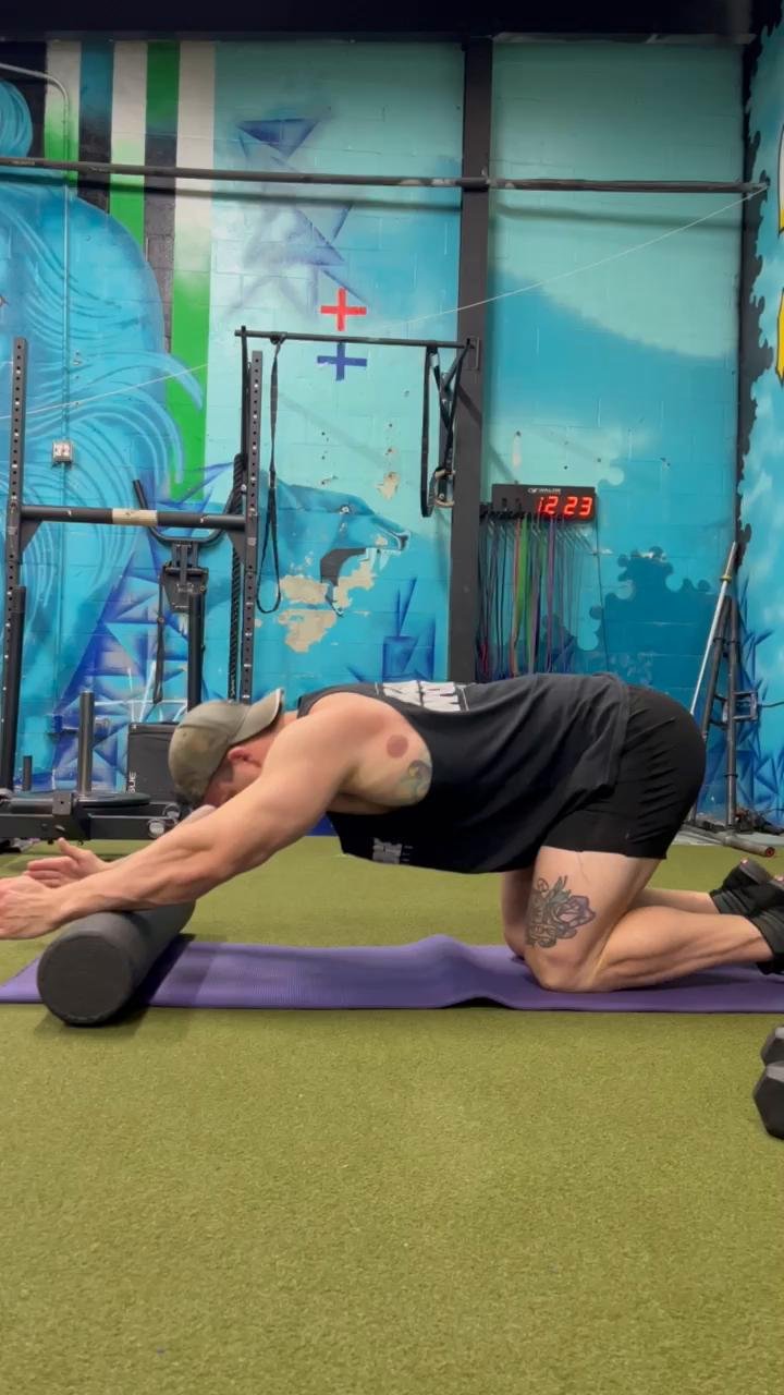 Upper body: Shoulder warm-up/mobility