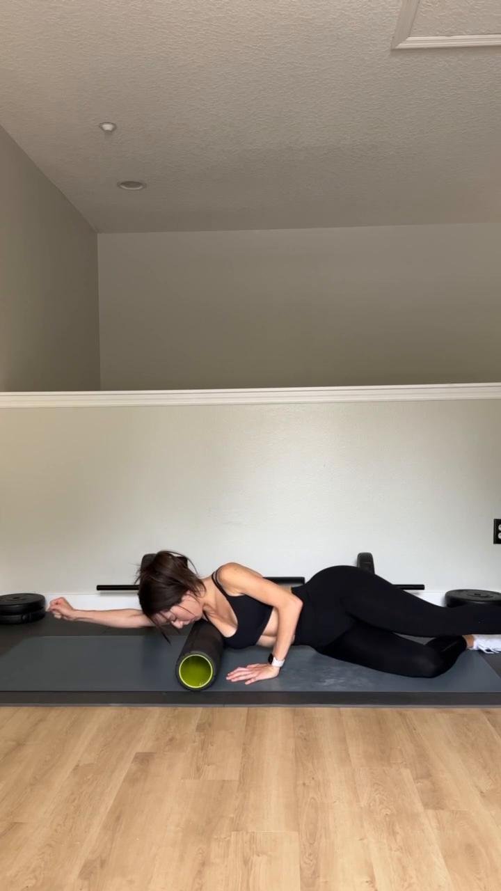 Upper Body Rolling (back, biceps, shoulders, triceps, chest)