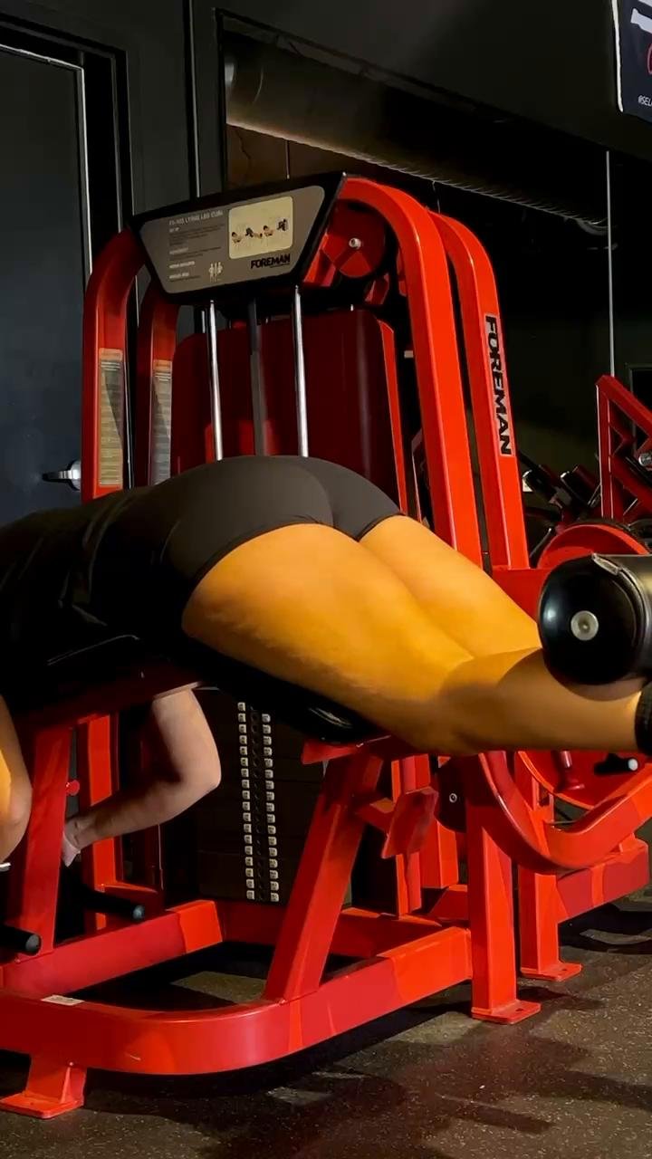 W1 / D1 glutes + hamstrings