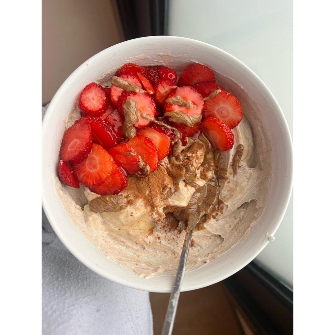 Protein Yogurt Bowl
