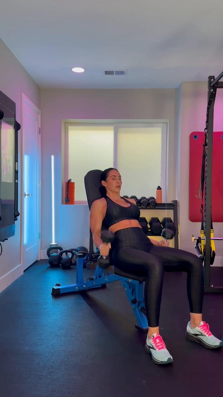 Day 1 Gym or Home: Shoulders, Chest & Biceps