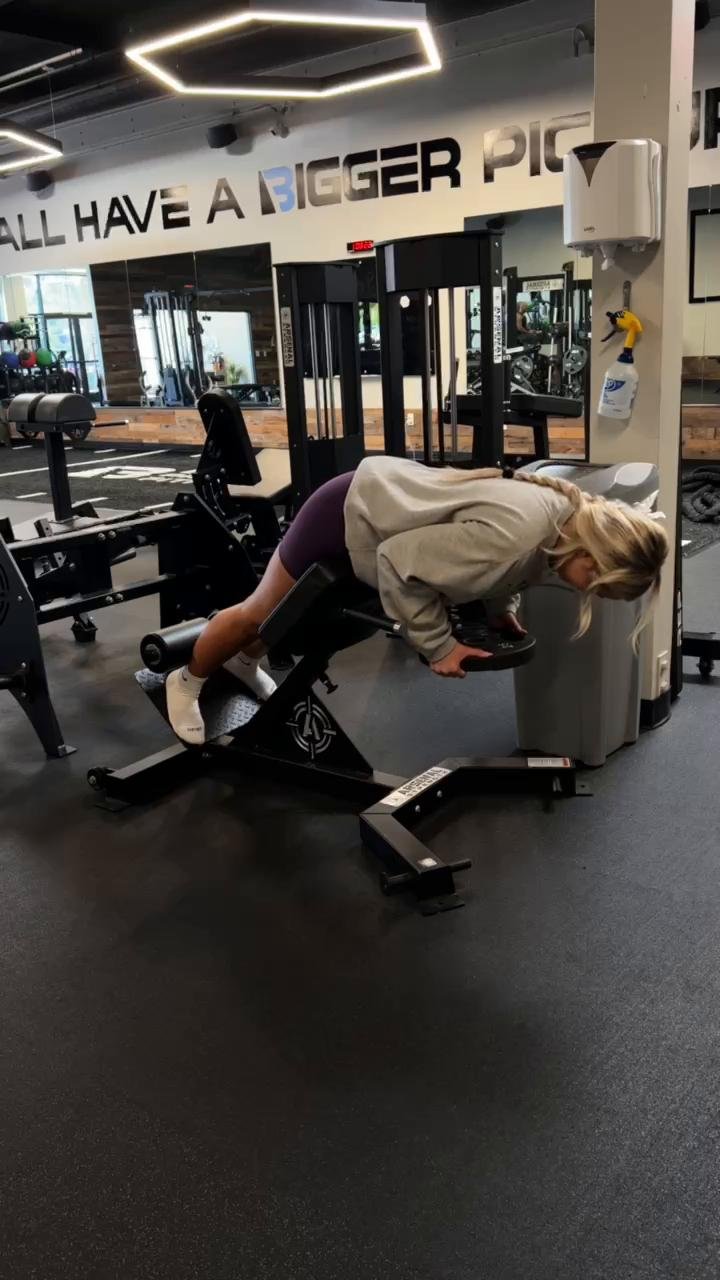 W1 / D1 Glutes + Hamstrings