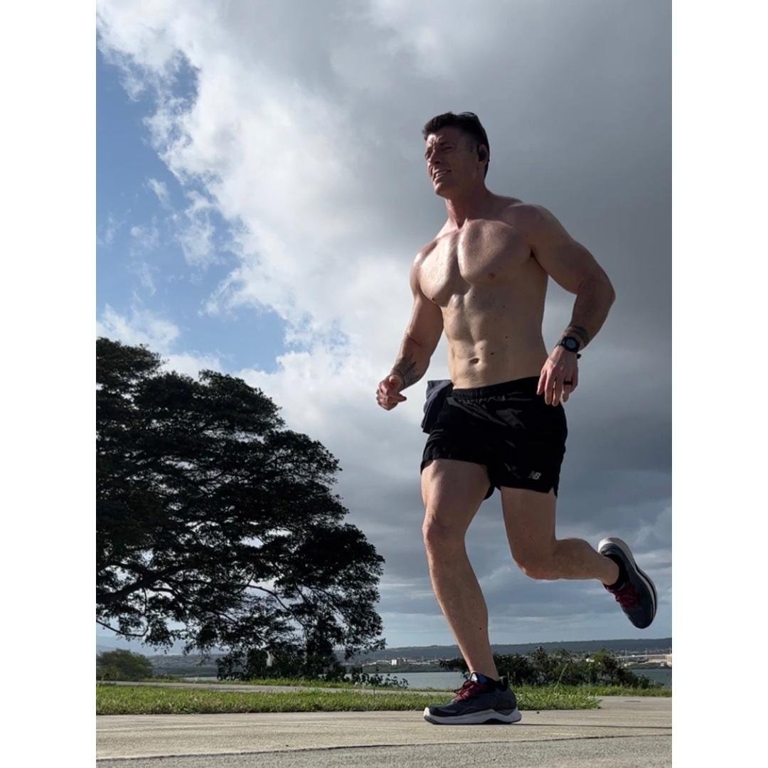 - 20min Run and TABATAs