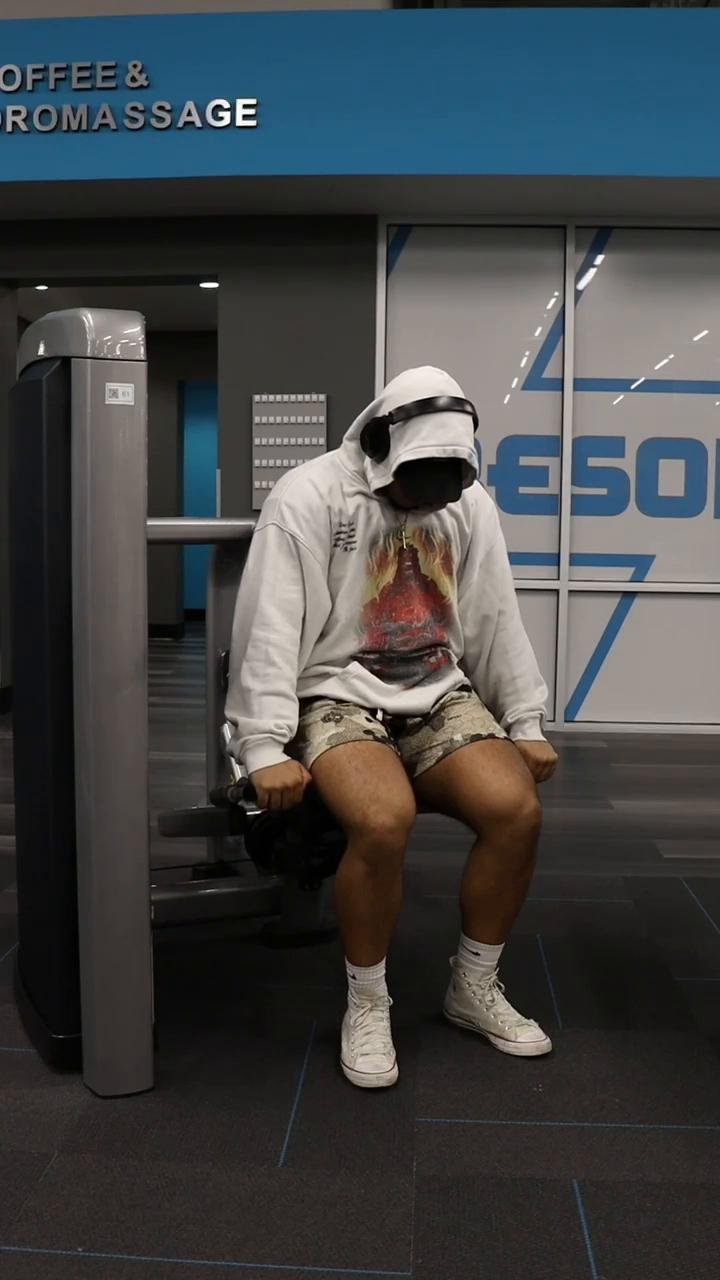 CHEST + TRICEPS