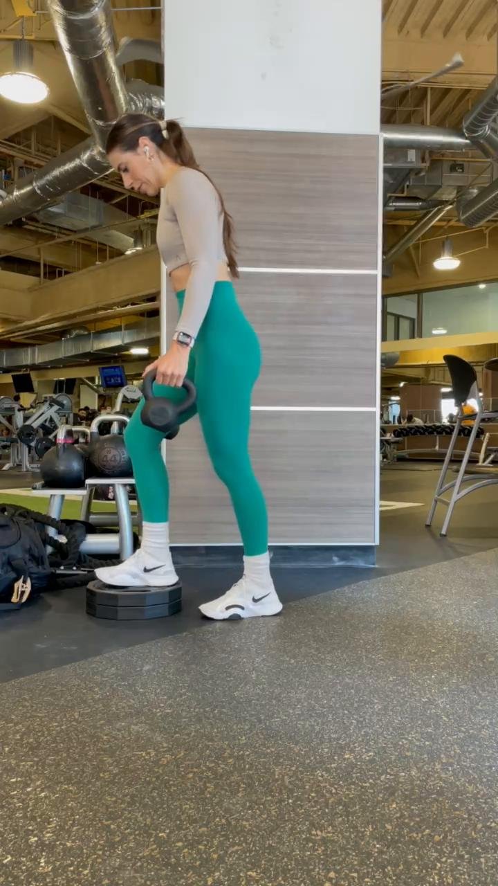 Leg Workout - Glutes & Quads